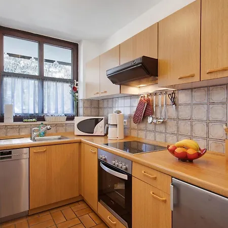 Christina Appartement *
